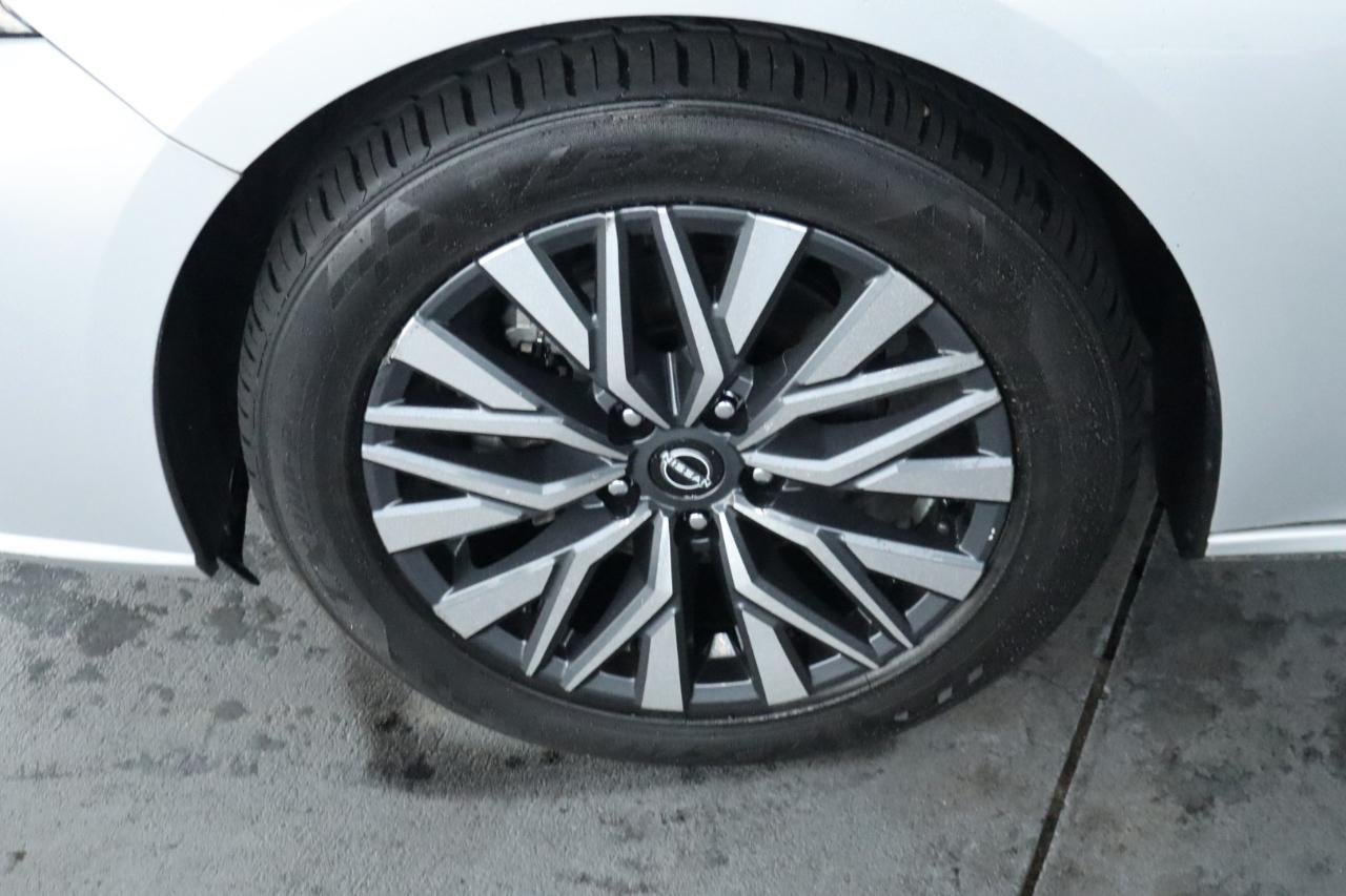 Nissan Altima 2.5 SV Sedan 2024