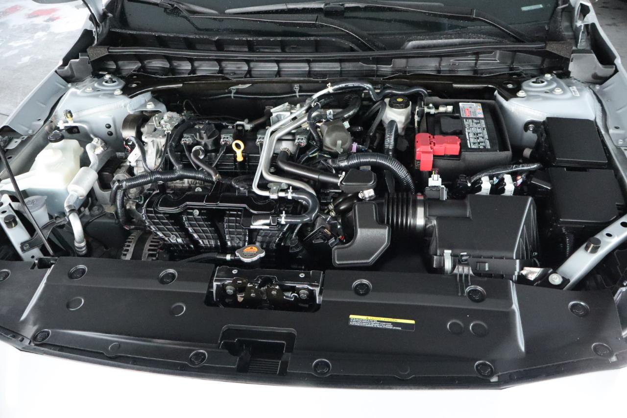 Nissan Altima 2.5 SV Sedan 2024