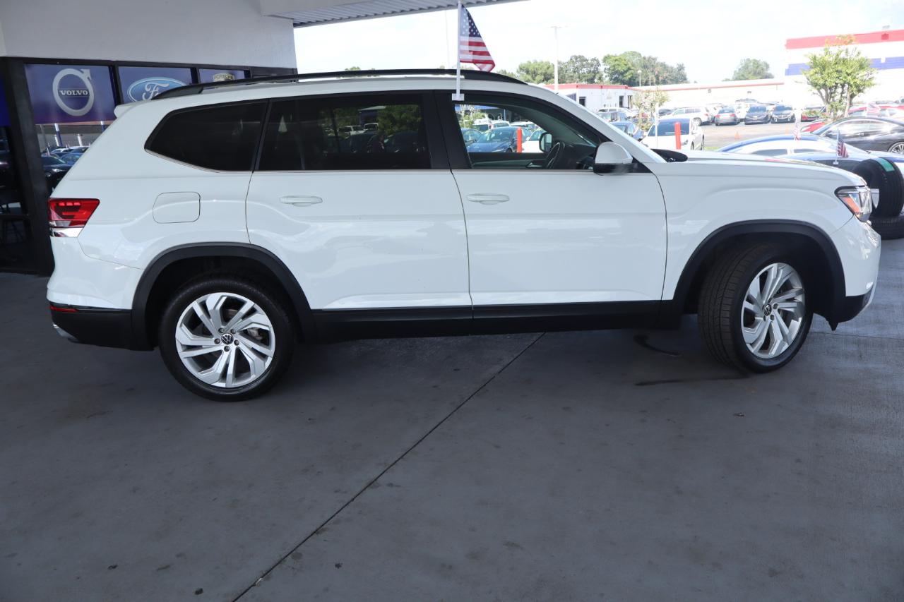 Volkswagen Atlas 3.6L V6 SE w/Technology 4MOTION 2022