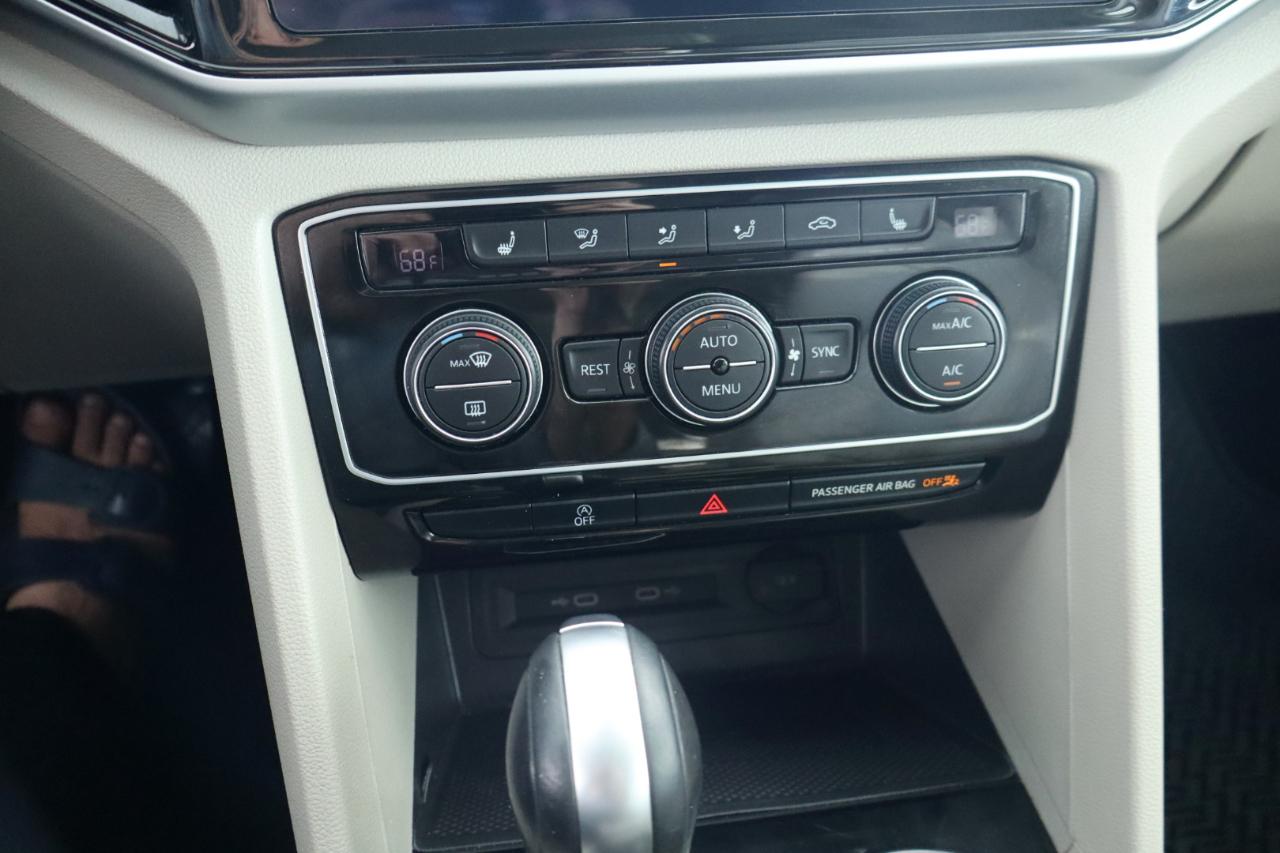 Volkswagen Atlas 3.6L V6 SE w/Technology 4MOTION 2022