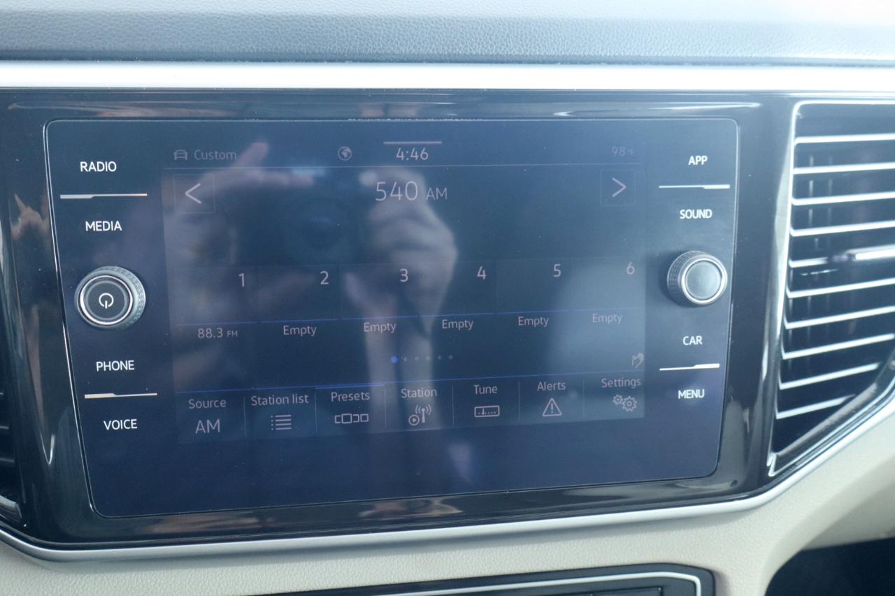 Volkswagen Atlas 3.6L V6 SE w/Technology 4MOTION 2022