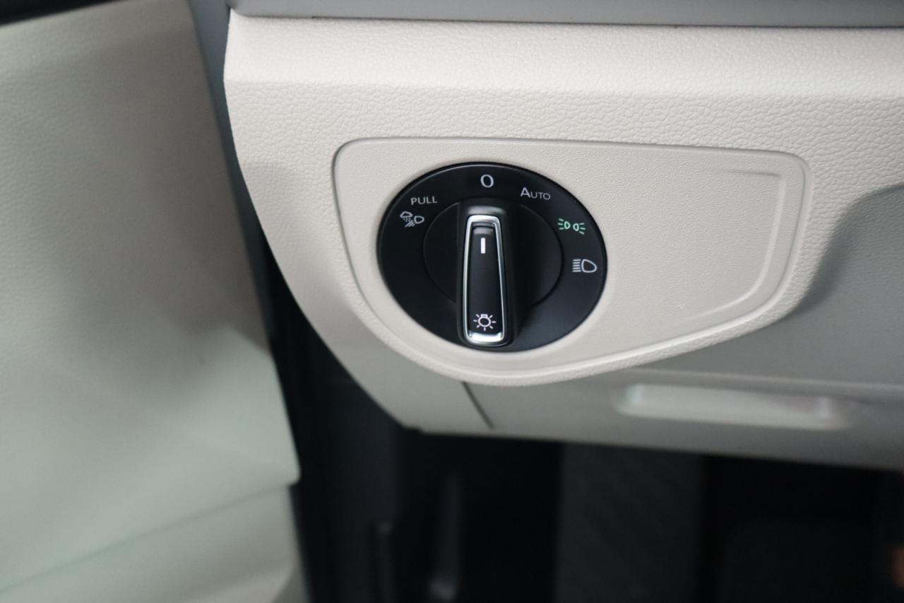 Volkswagen Atlas 3.6L V6 SE w/Technology 4MOTION 2022