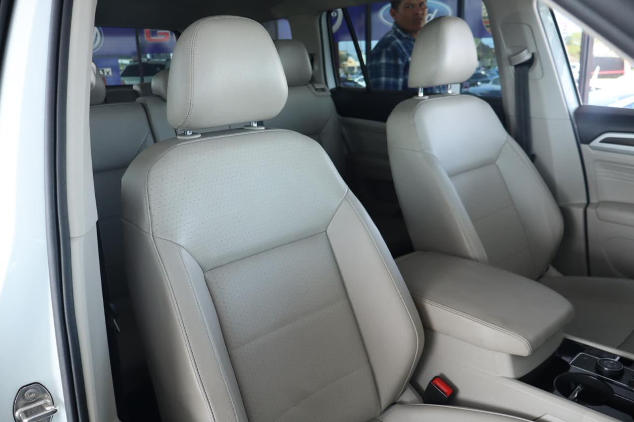 Volkswagen Atlas 3.6L V6 SE w/Technology 4MOTION 2022