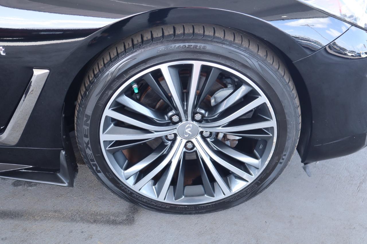 Infiniti Q60 3.0t LUXE AWD 2018