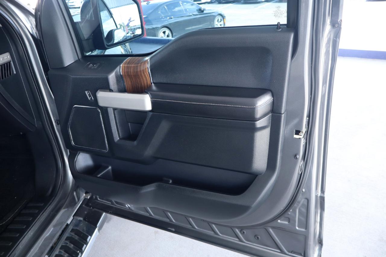 Ford F-150 Platinum 2WD SuperCrew 5.5' Box 2017