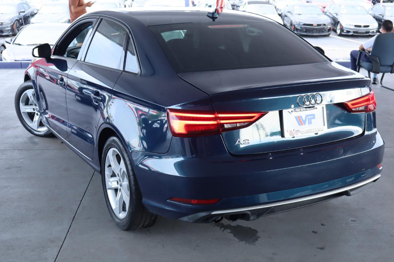 Audi A3 Sedan 2.0 TFSI Tech Premium FWD 2018