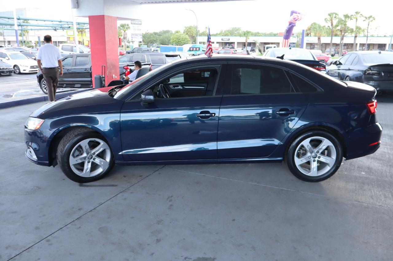 Audi A3 Sedan 2.0 TFSI Tech Premium FWD 2018