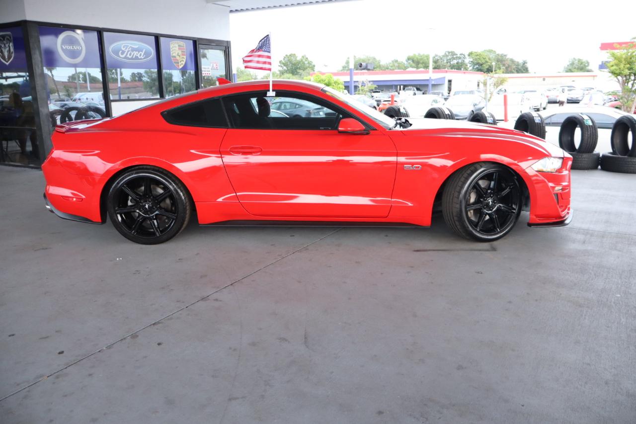 Ford Mustang GT Premium 2020