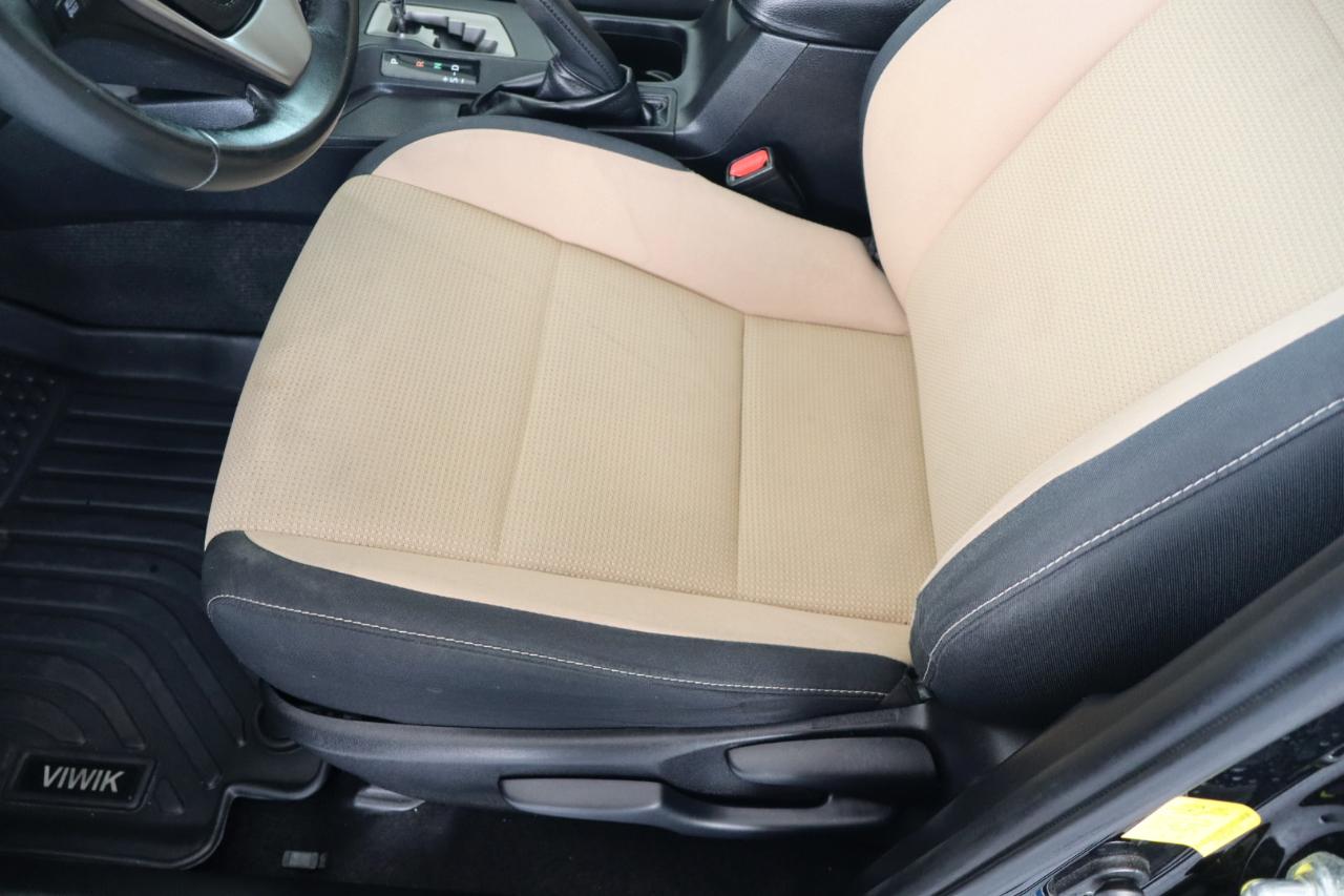 Toyota RAV4 XLE AWD (Natl) 2017