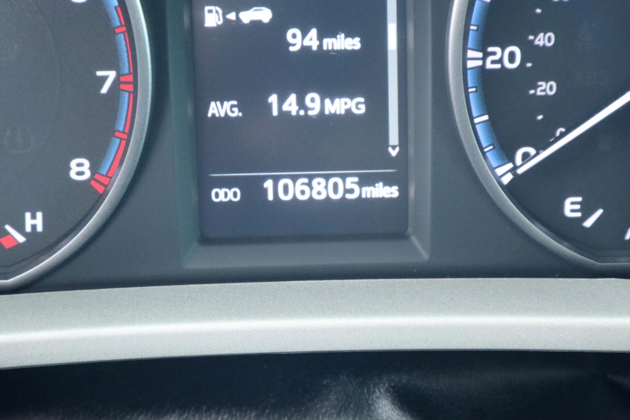 Toyota RAV4 XLE AWD (Natl) 2017