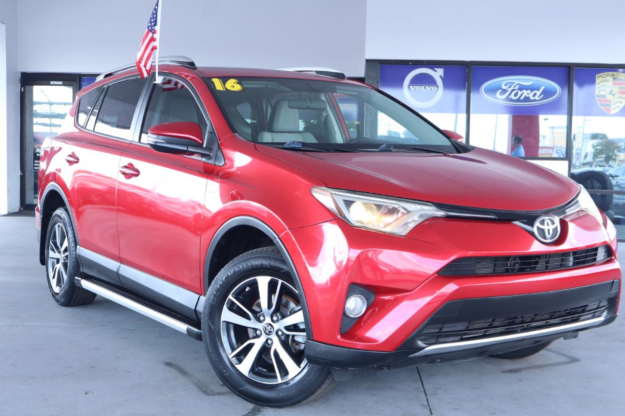 Toyota RAV4 FWD 4dr XLE (Natl) 2016