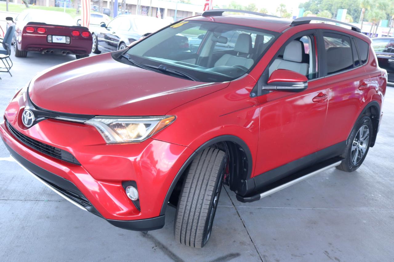 Toyota RAV4 FWD 4dr XLE (Natl) 2016