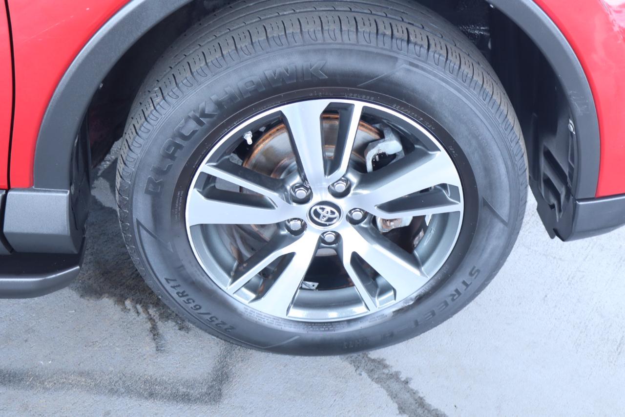 Toyota RAV4 FWD 4dr XLE (Natl) 2016