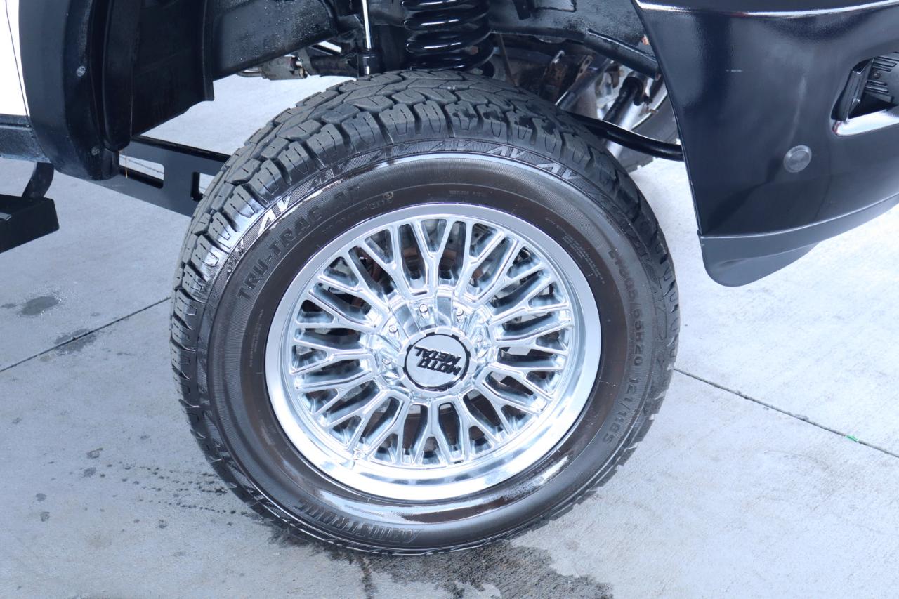 RAM 2500 Tradesman 4x4 Crew Cab 6'4" Box 2017