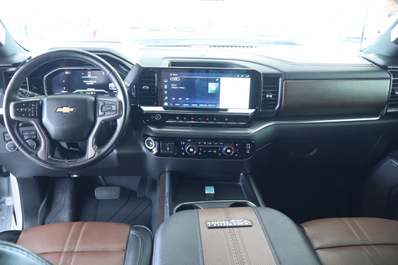 Chevrolet Silverado 2500HD 4WD Crew Cab 159" High Country 2024