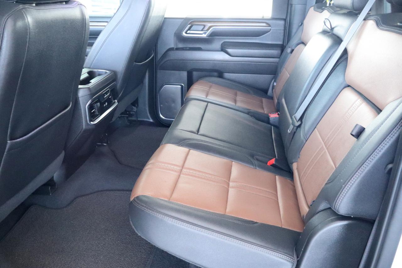 Chevrolet Silverado 2500HD 4WD Crew Cab 159" High Country 2024