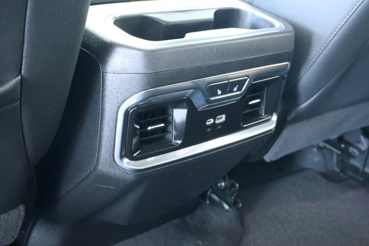 Chevrolet Silverado 2500HD 4WD Crew Cab 159" High Country 2024