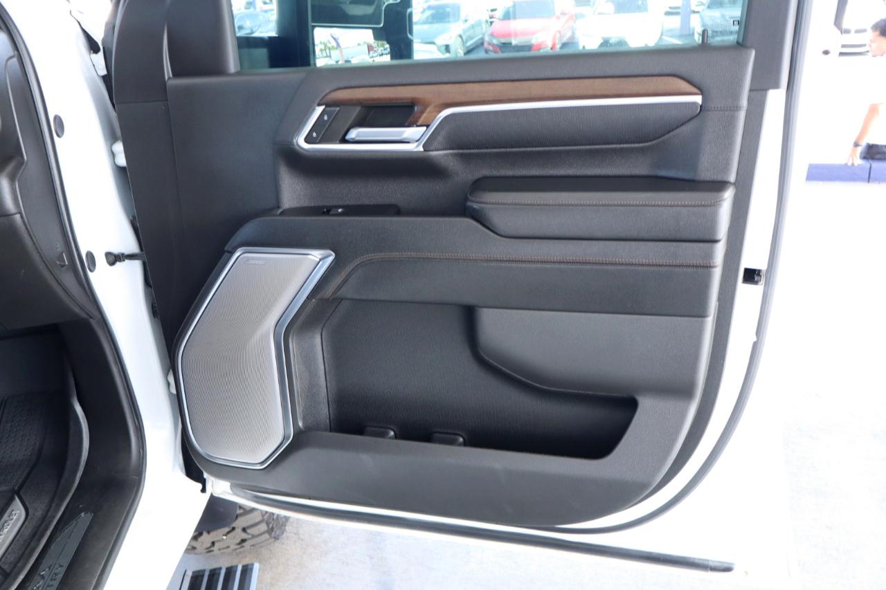 Chevrolet Silverado 2500HD 4WD Crew Cab 159" High Country 2024