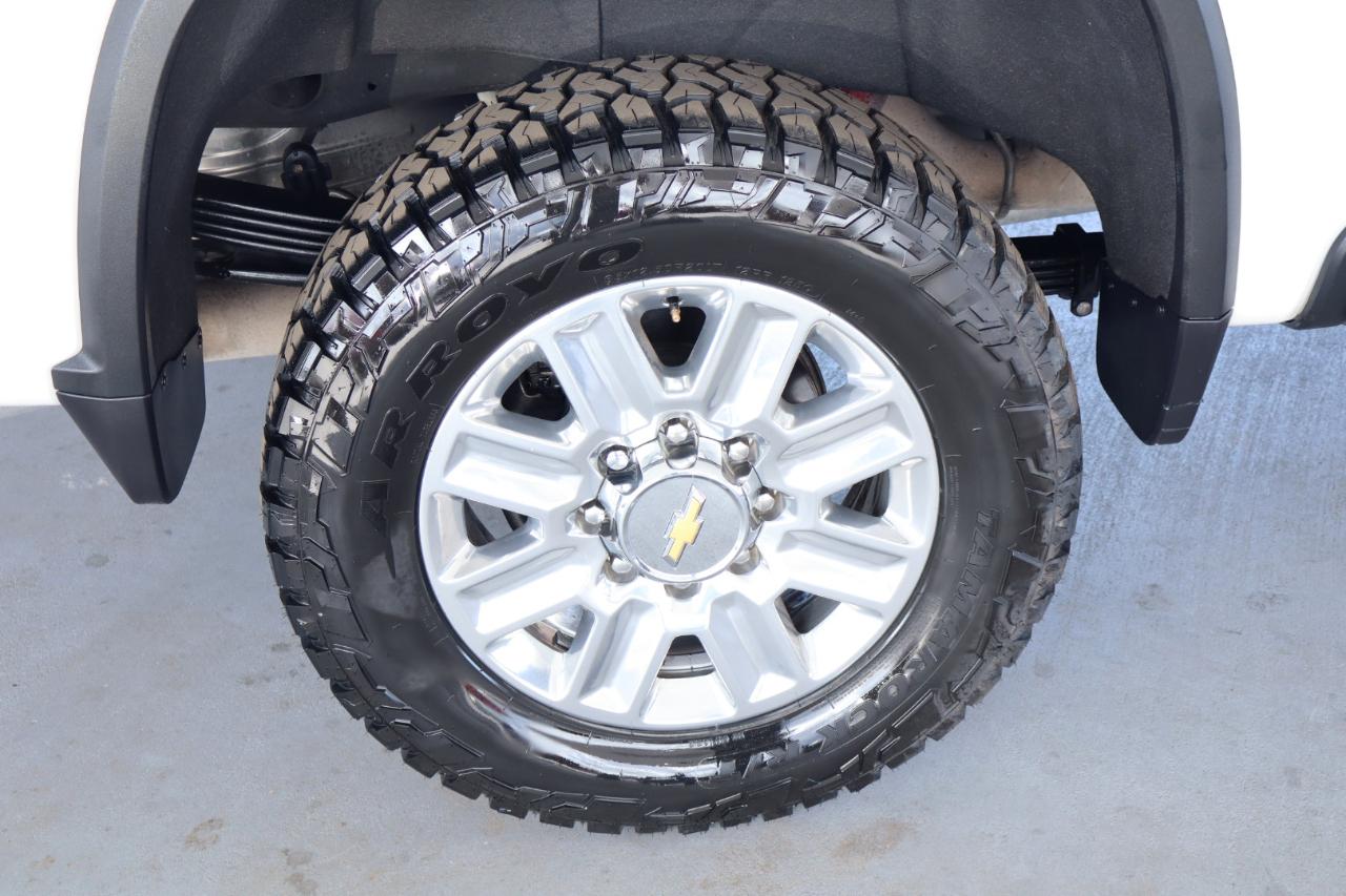 Chevrolet Silverado 2500HD 4WD Crew Cab 159" High Country 2024