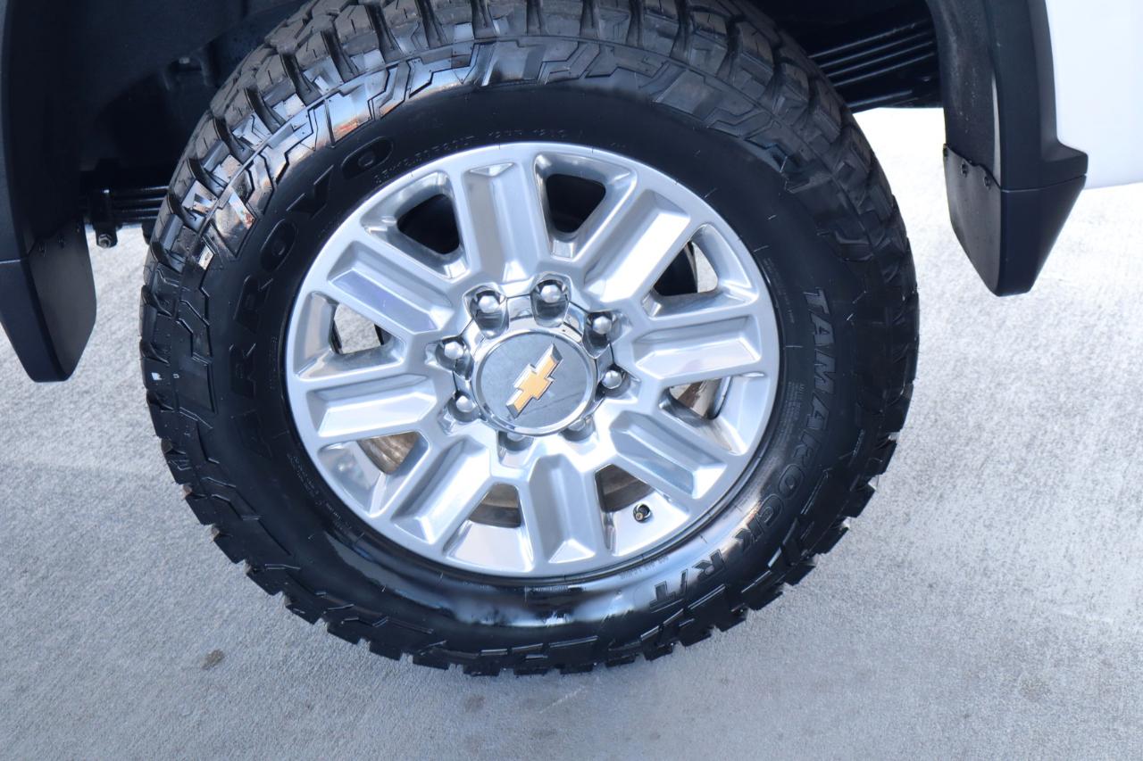Chevrolet Silverado 2500HD 4WD Crew Cab 159" High Country 2024