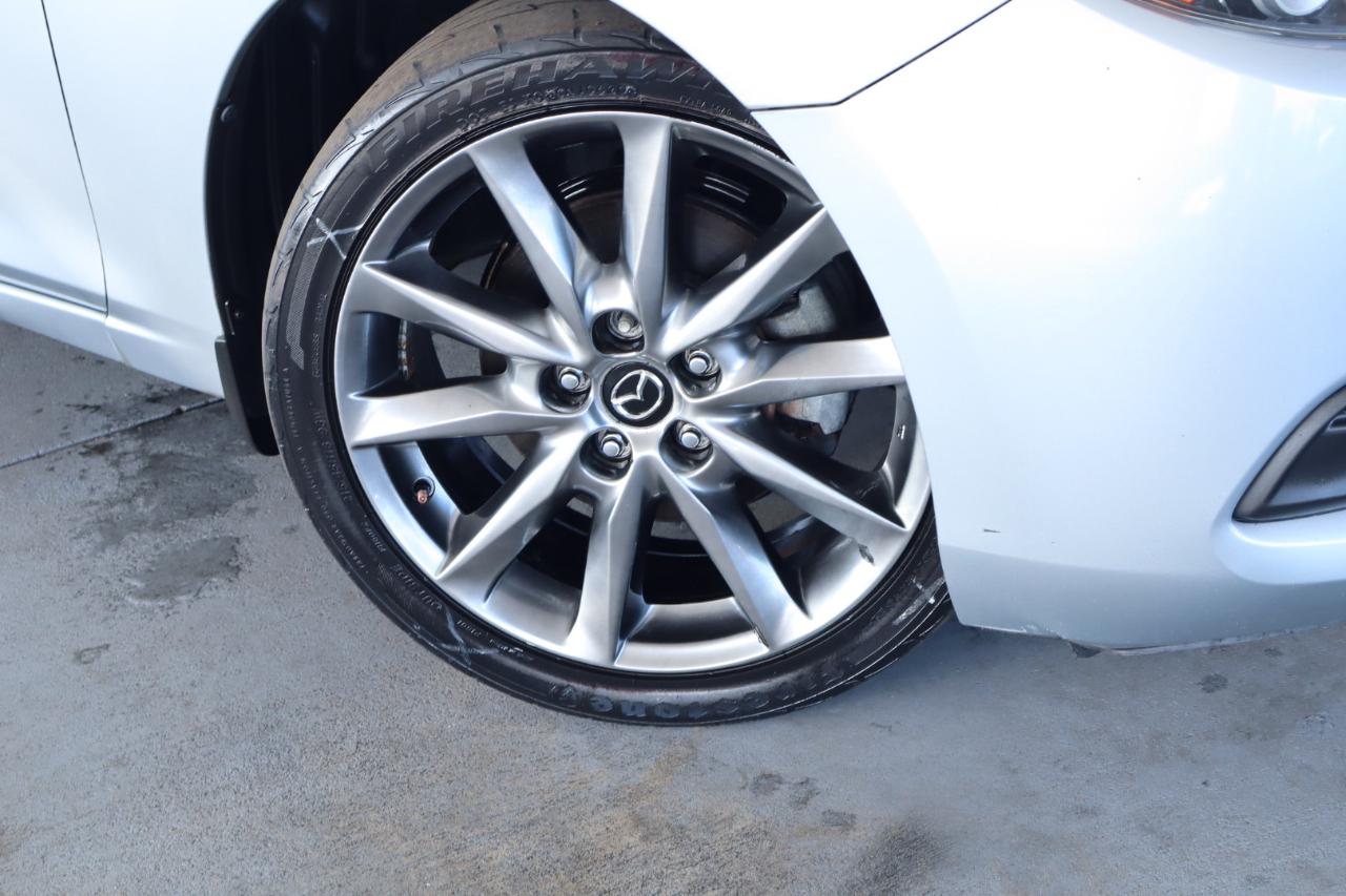 Mazda Mazda3 5-Door Touring Auto 2018