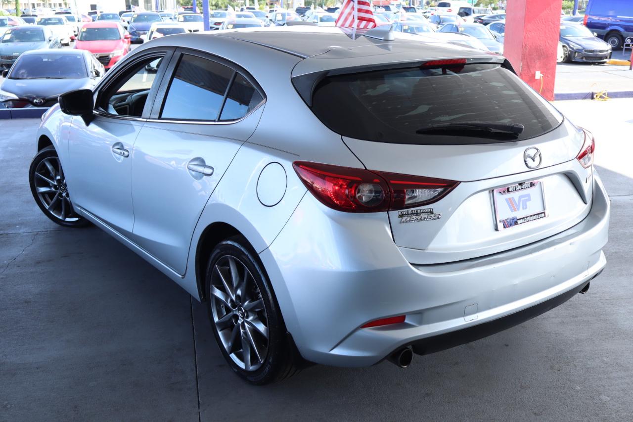 Mazda Mazda3 5-Door Touring Auto 2018