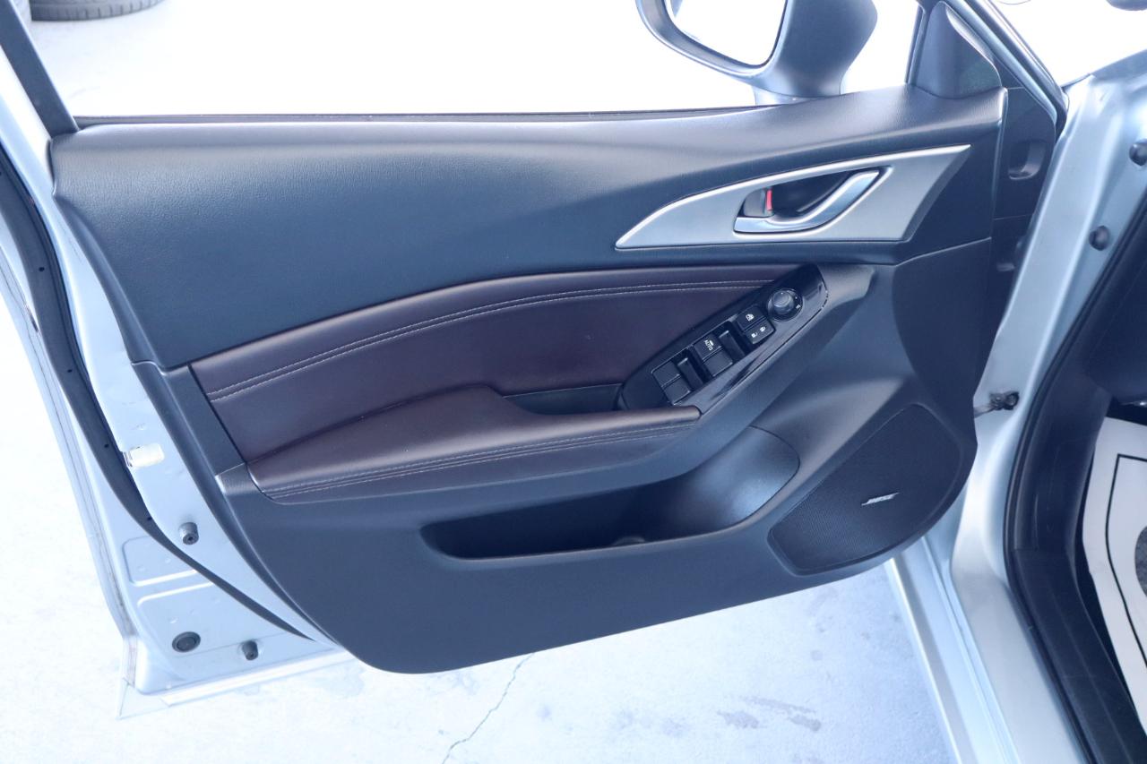 Mazda Mazda3 5-Door Touring Auto 2018