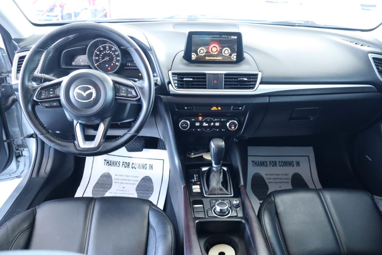 Mazda Mazda3 5-Door Touring Auto 2018