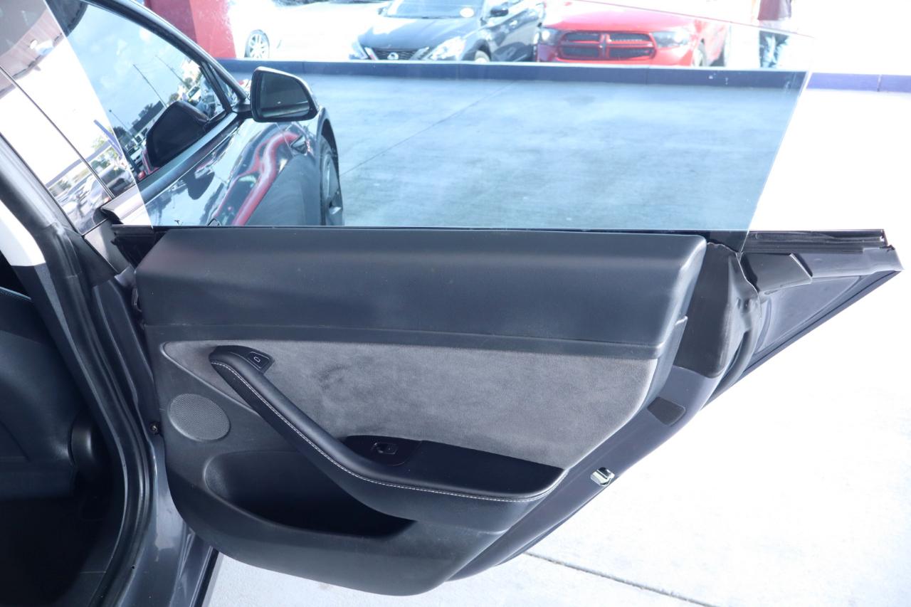 Tesla Model 3 Long Range AWD 2021