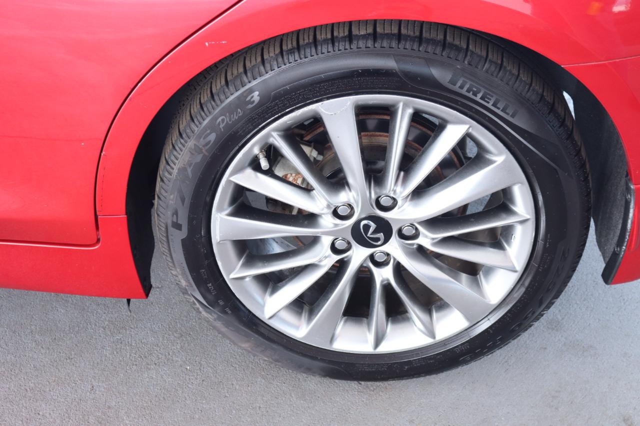 Infiniti Q50 3.0t LUXE RWD 2021