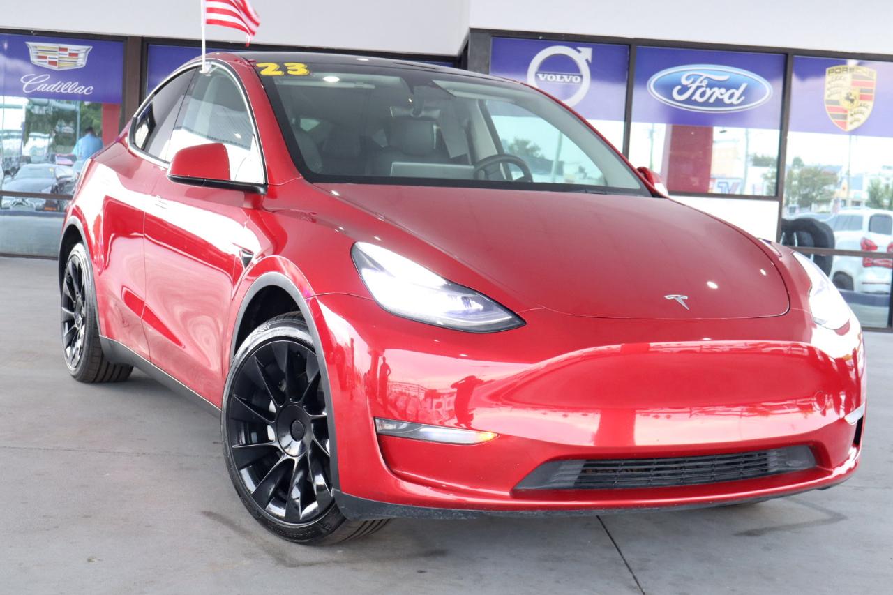 Tesla Model Y Long Range AWD 2023