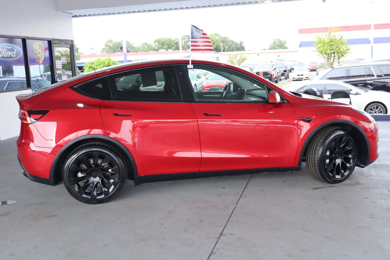 Tesla Model Y Long Range AWD 2023