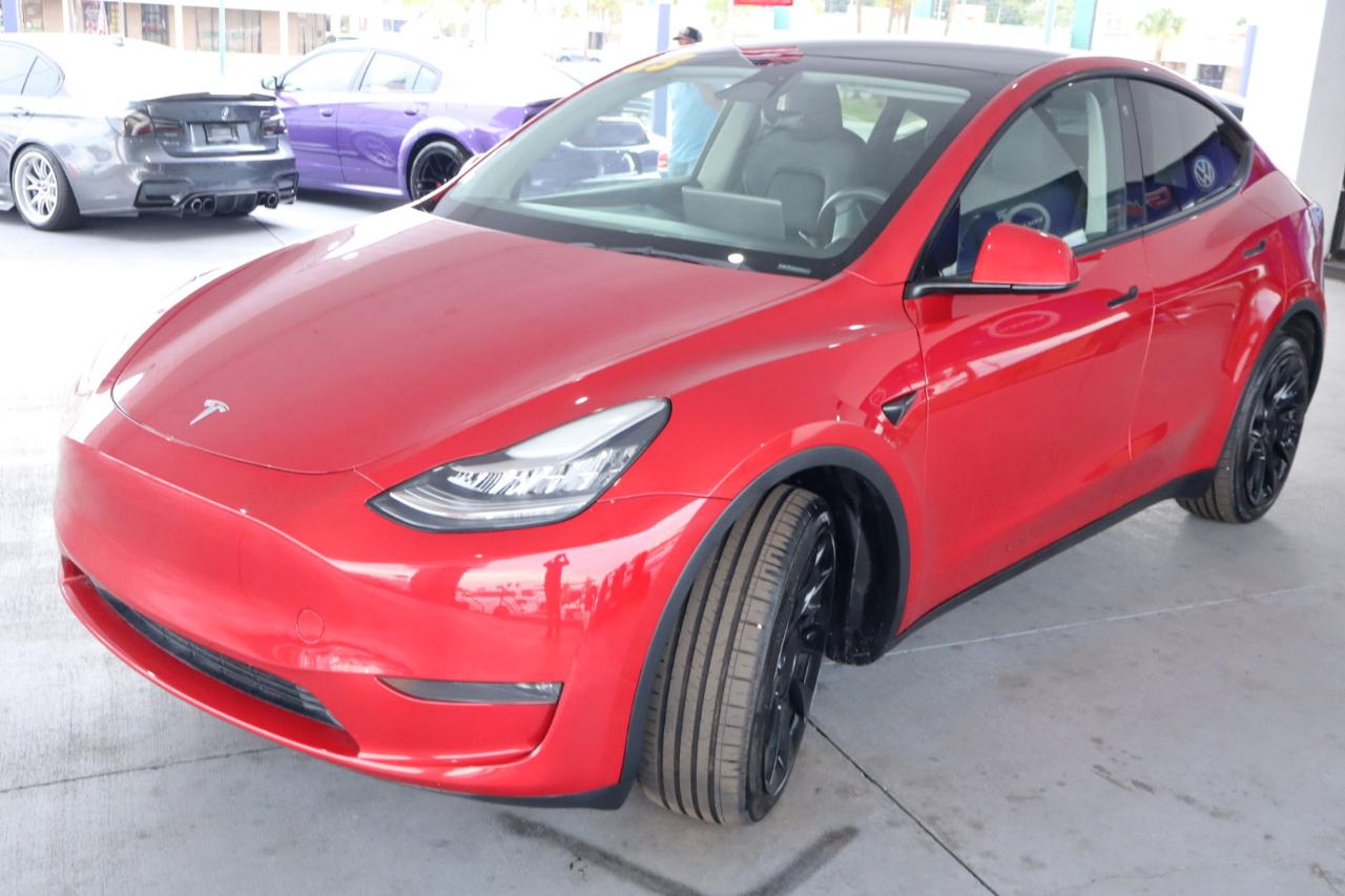 Tesla Model Y Long Range AWD 2023