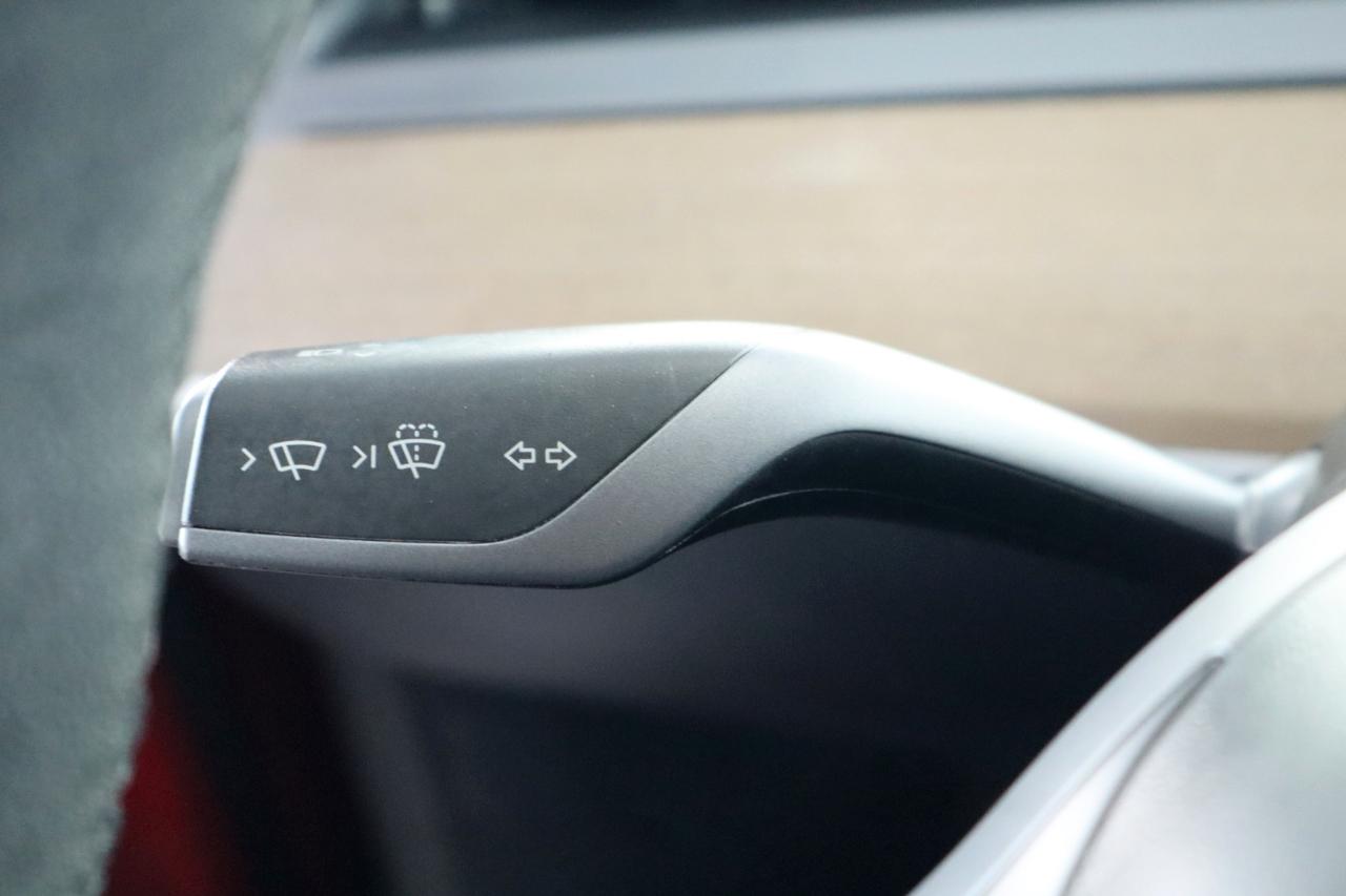 Tesla Model Y Long Range AWD 2023