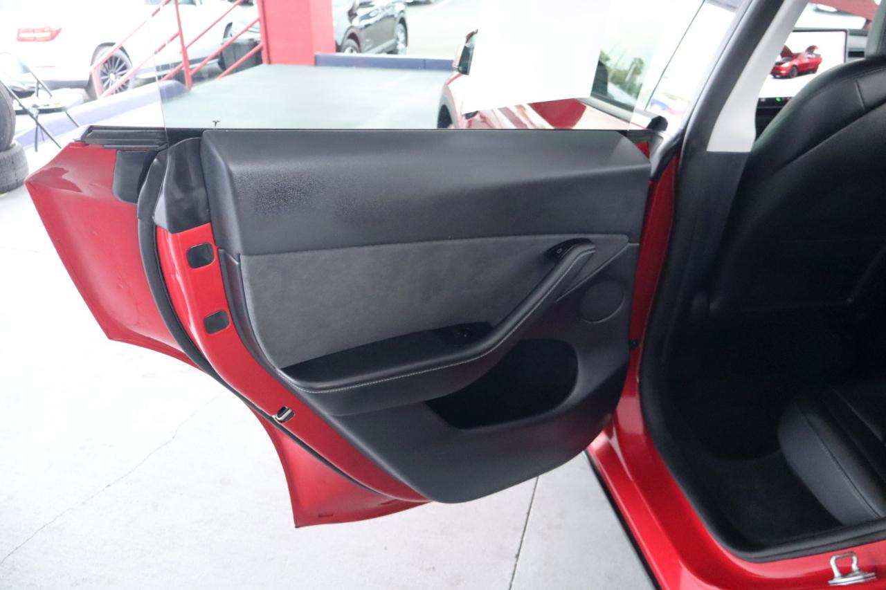 Tesla Model Y Long Range AWD 2023