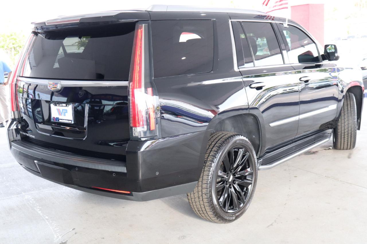 Cadillac Escalade 2WD 4dr Luxury 2020