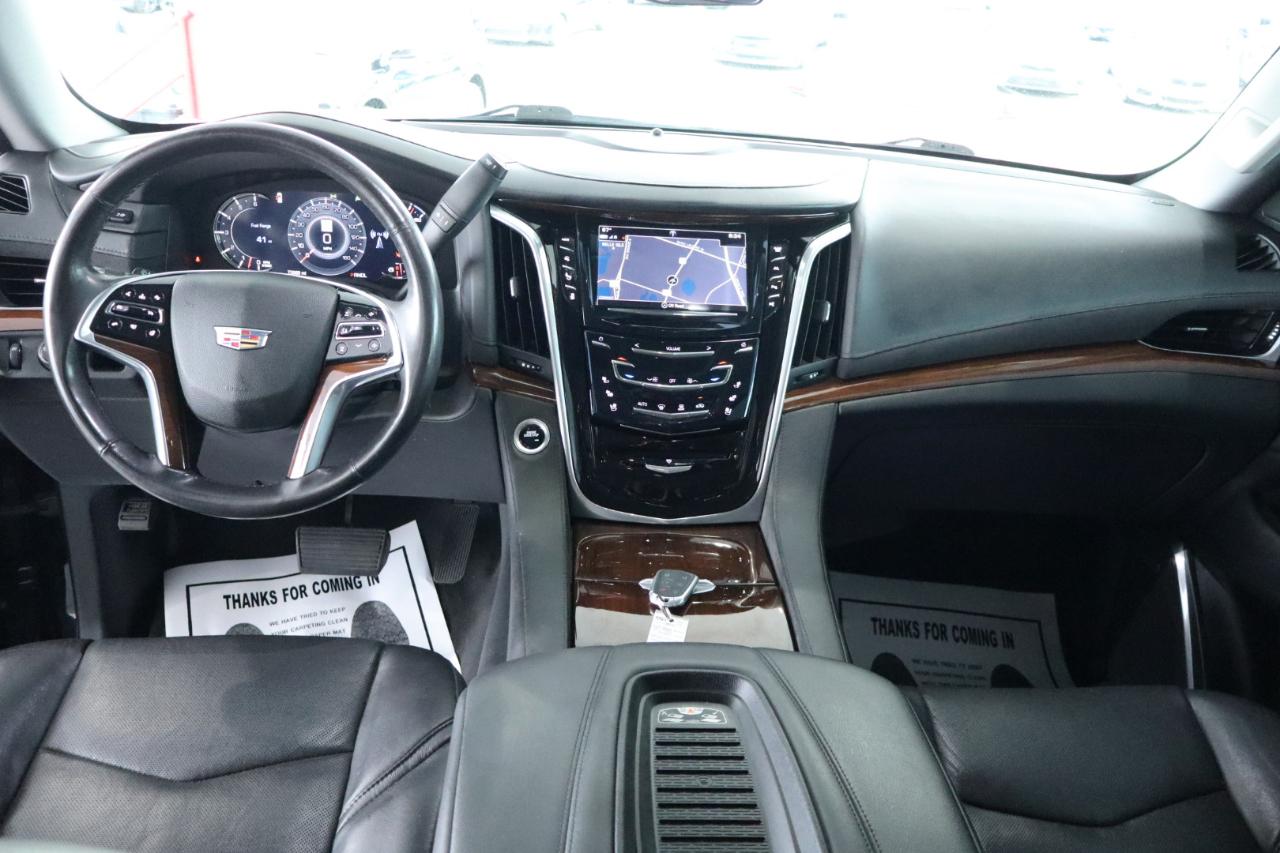 Cadillac Escalade 2WD 4dr Luxury 2020