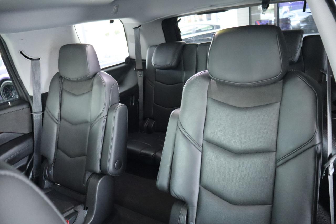 Cadillac Escalade 2WD 4dr Luxury 2020