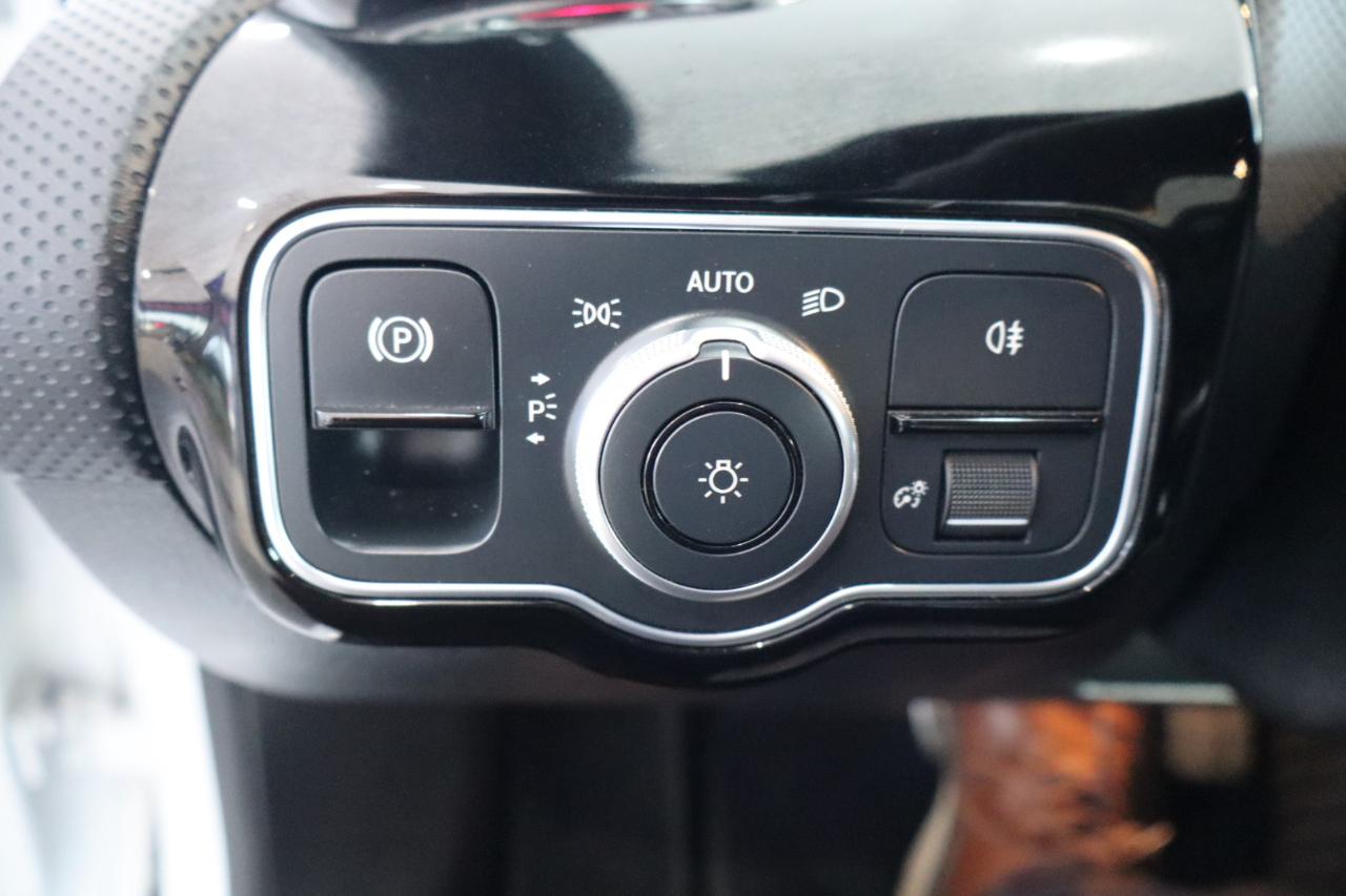 Mercedes-Benz A-Class AMG A 35 4MATIC Sedan 2021