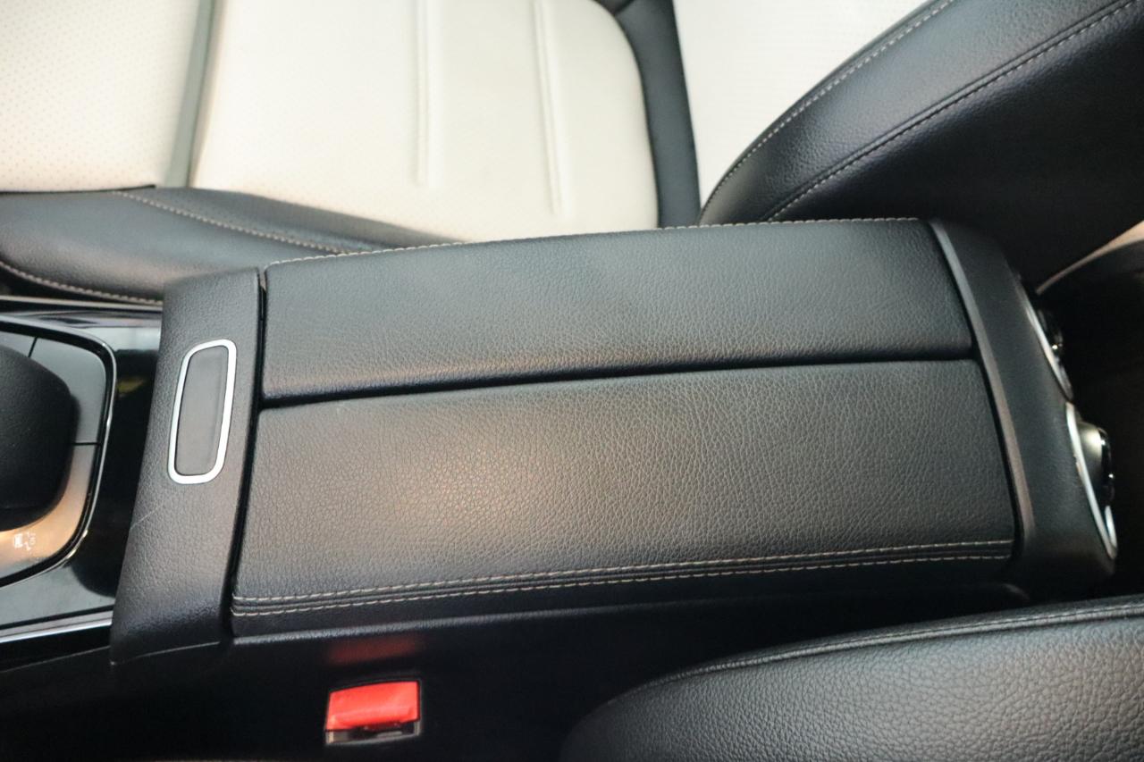 Mercedes-Benz A-Class AMG A 35 4MATIC Sedan 2021