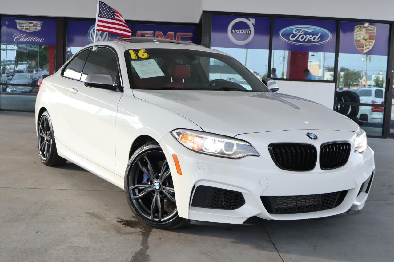 BMW 2 Series 2dr Cpe M235i xDrive AWD 2016