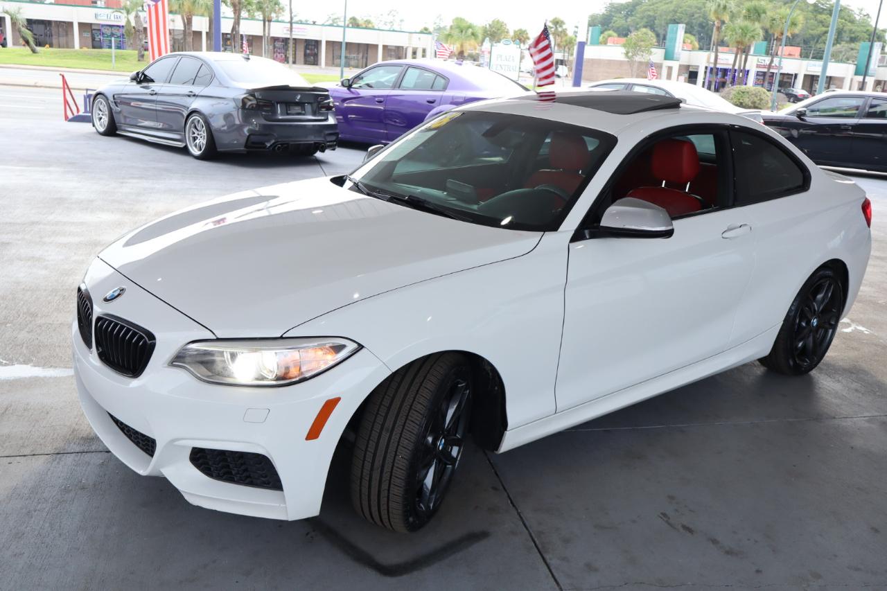 BMW 2 Series 2dr Cpe M235i xDrive AWD 2016