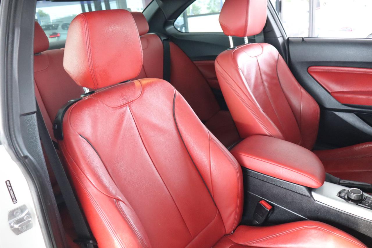 BMW 2 Series 2dr Cpe M235i xDrive AWD 2016