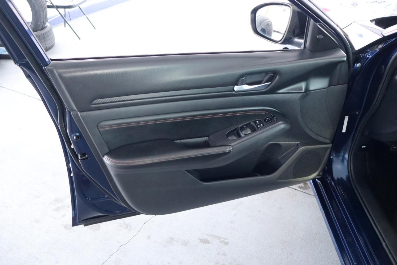 Nissan Altima 2.5 SR Sedan 2021