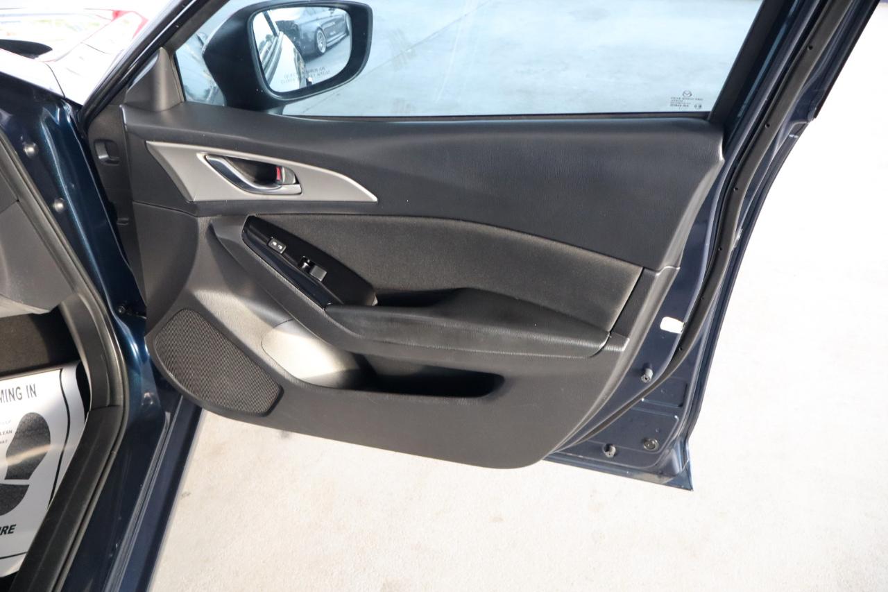 Mazda Mazda3 5-Door Sport Auto 2017