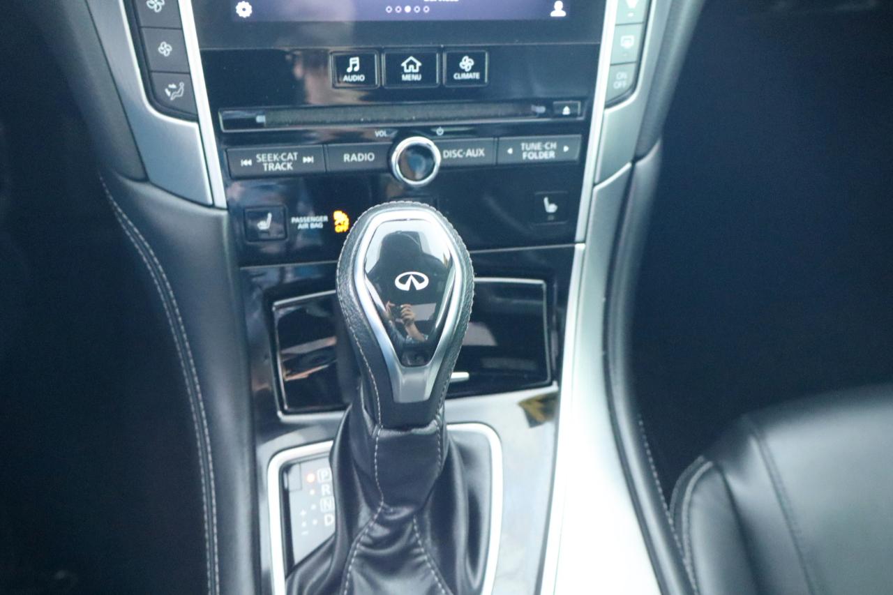 Infiniti Q60 3.0t PURE 2019