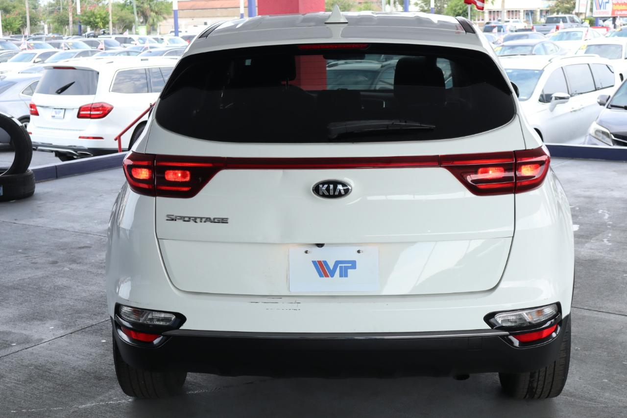 Kia Sportage LX FWD 2020