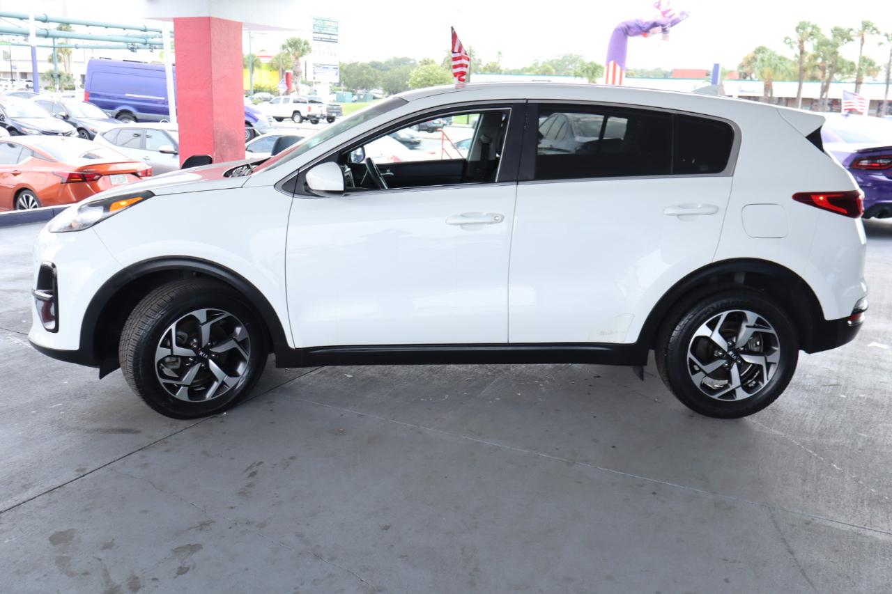 Kia Sportage LX FWD 2020