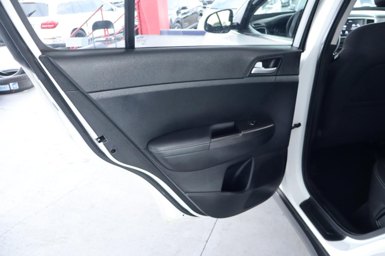 Kia Sportage LX FWD 2020