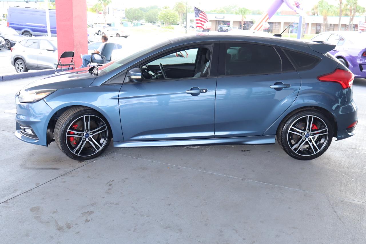 Ford Focus ST Hatch 2018